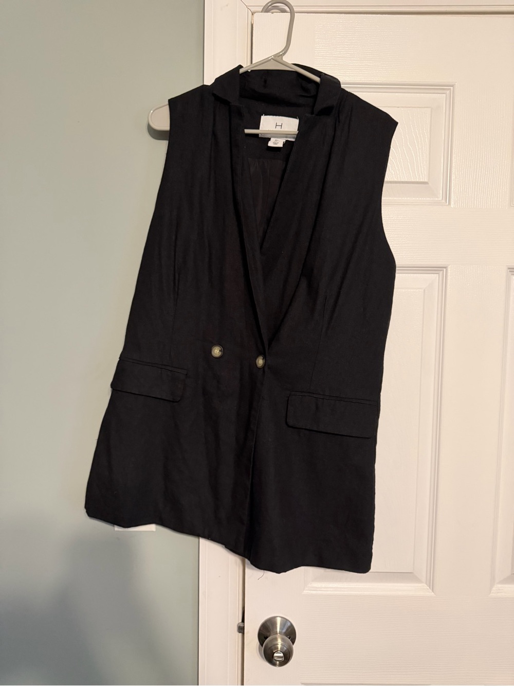 H by Halston Black Sleeveless Blazer Vest